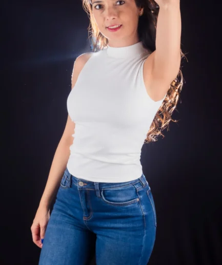 Blusa sisa cuello alto mujer Naggira